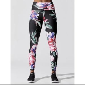 Carbon38 Black Floral High Rise Legging Large EUC